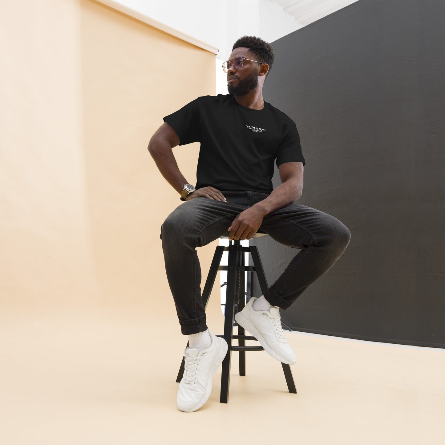 “FAITH IN GOD” DARK FITTED TEE